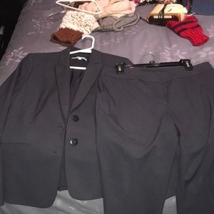 Antonio melani 2 peice suit